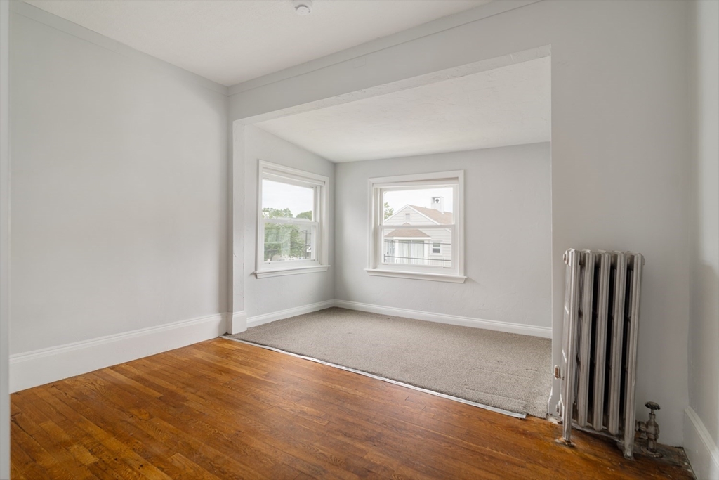 Cambridge, Massachusetts 02138, United States, 3 Bedrooms Bedrooms, ,1 BathroomBathrooms,Residential,Active,143765