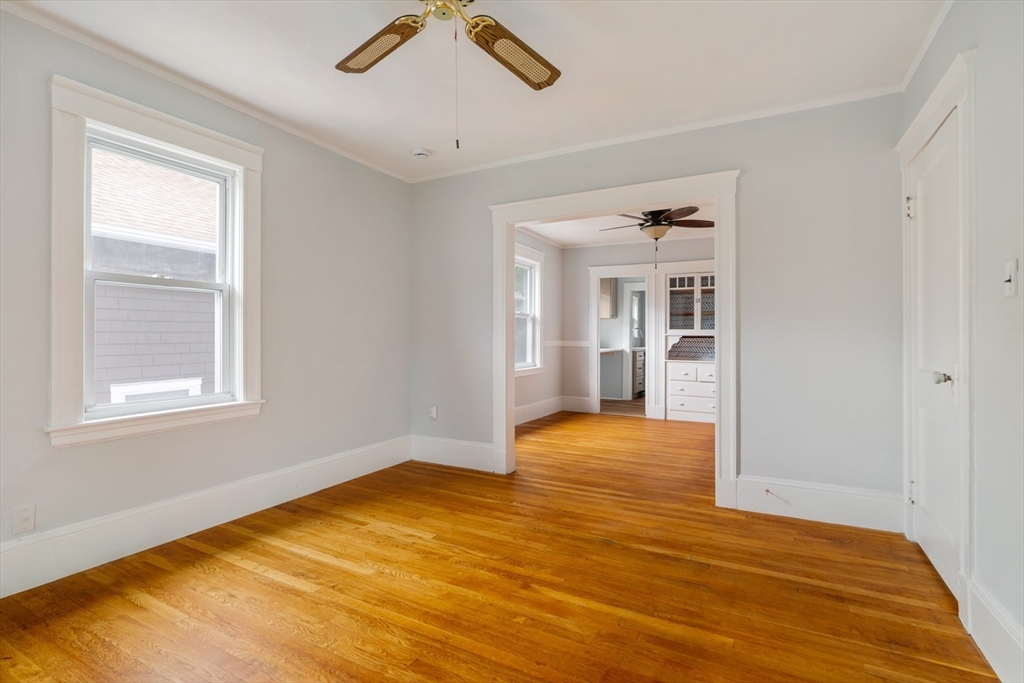 Cambridge, Massachusetts 02138, United States, 3 Bedrooms Bedrooms, ,1 BathroomBathrooms,Residential,Active,143765