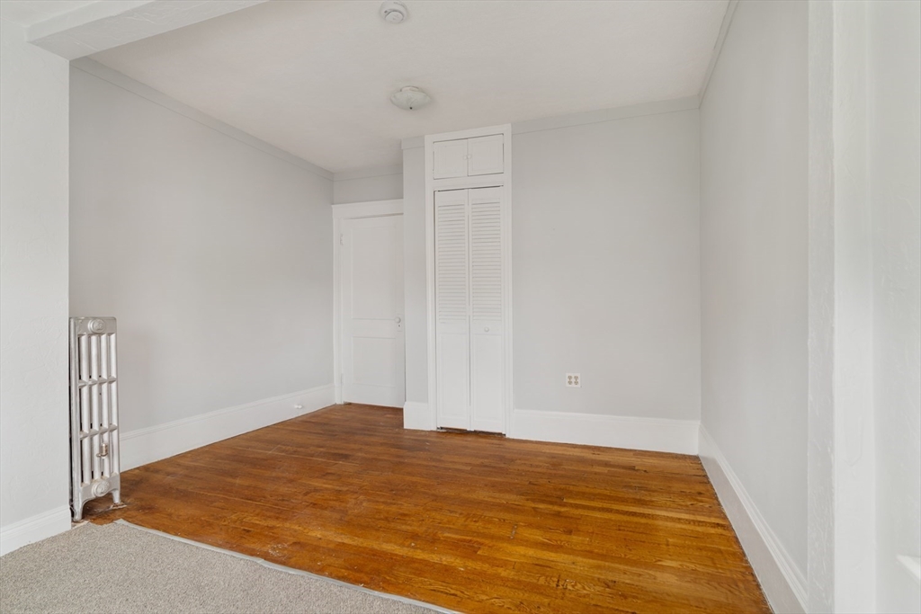 Cambridge, Massachusetts 02138, United States, 3 Bedrooms Bedrooms, ,1 BathroomBathrooms,Residential,Active,143765