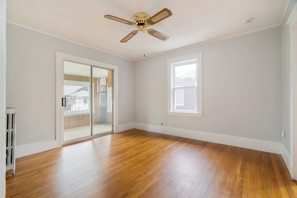 Cambridge, Massachusetts 02138, United States, 3 Bedrooms Bedrooms, ,1 BathroomBathrooms,Residential,Active,143765