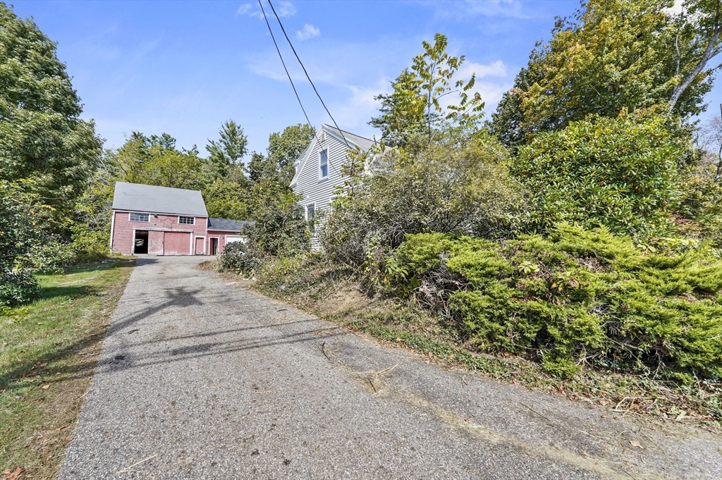 32 West St