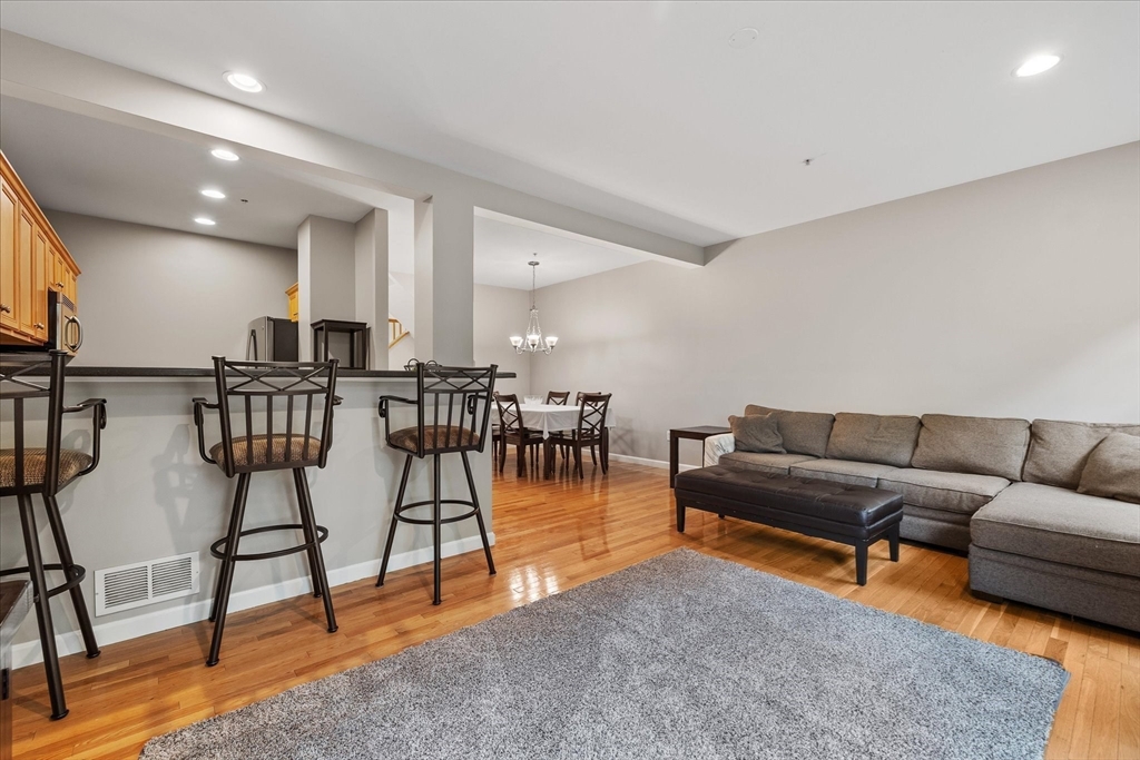 80 Lordvale Blvd 80