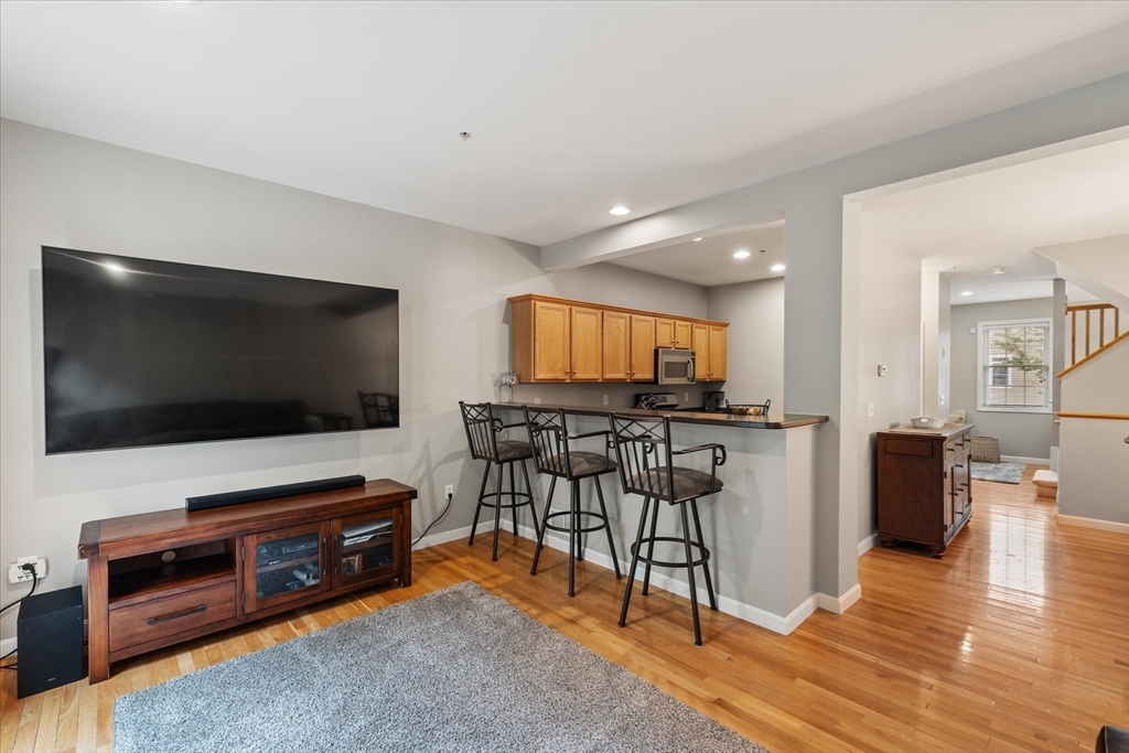 80 Lordvale Blvd 80