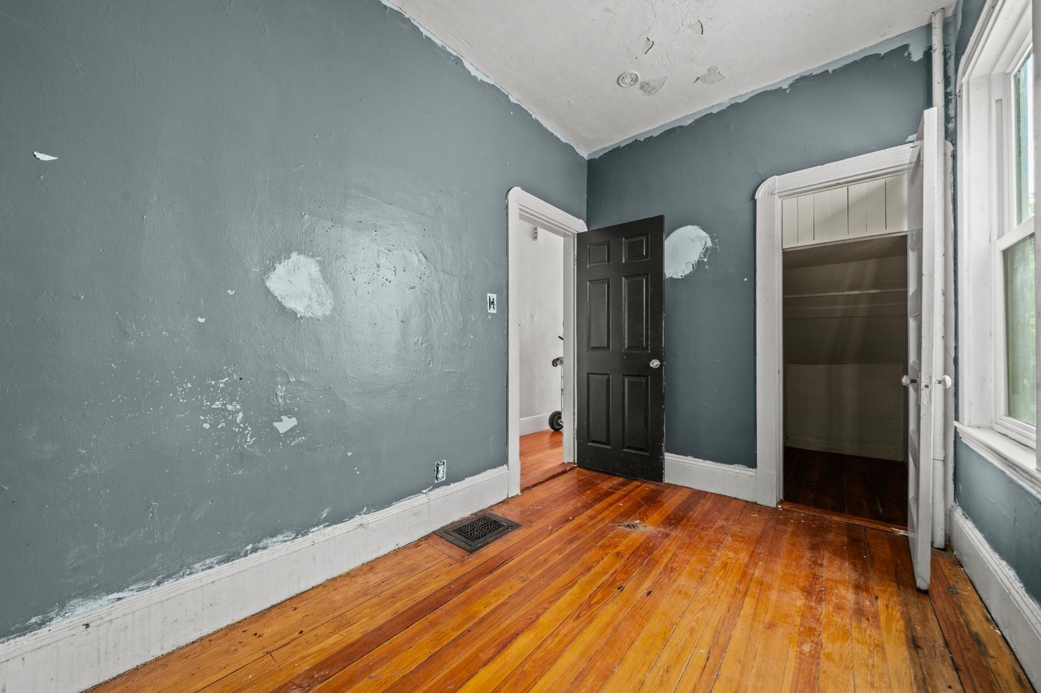 33 Hollander St, Boston, MA Photo #32