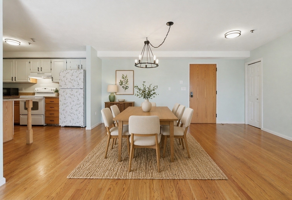 39 Parlin St 404