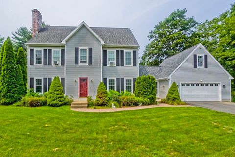 17 Palley Village Pl Amherst MA 01002