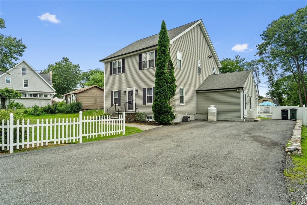 1 Hastings Ave