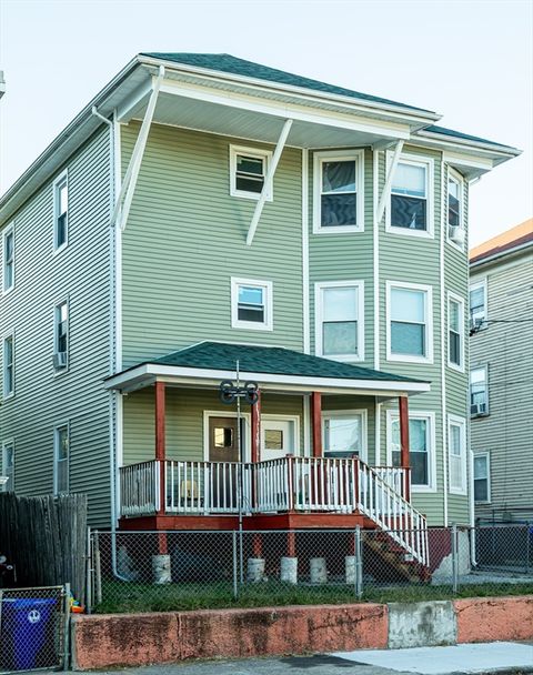 31-33 Garfield St Central Falls RI 02863