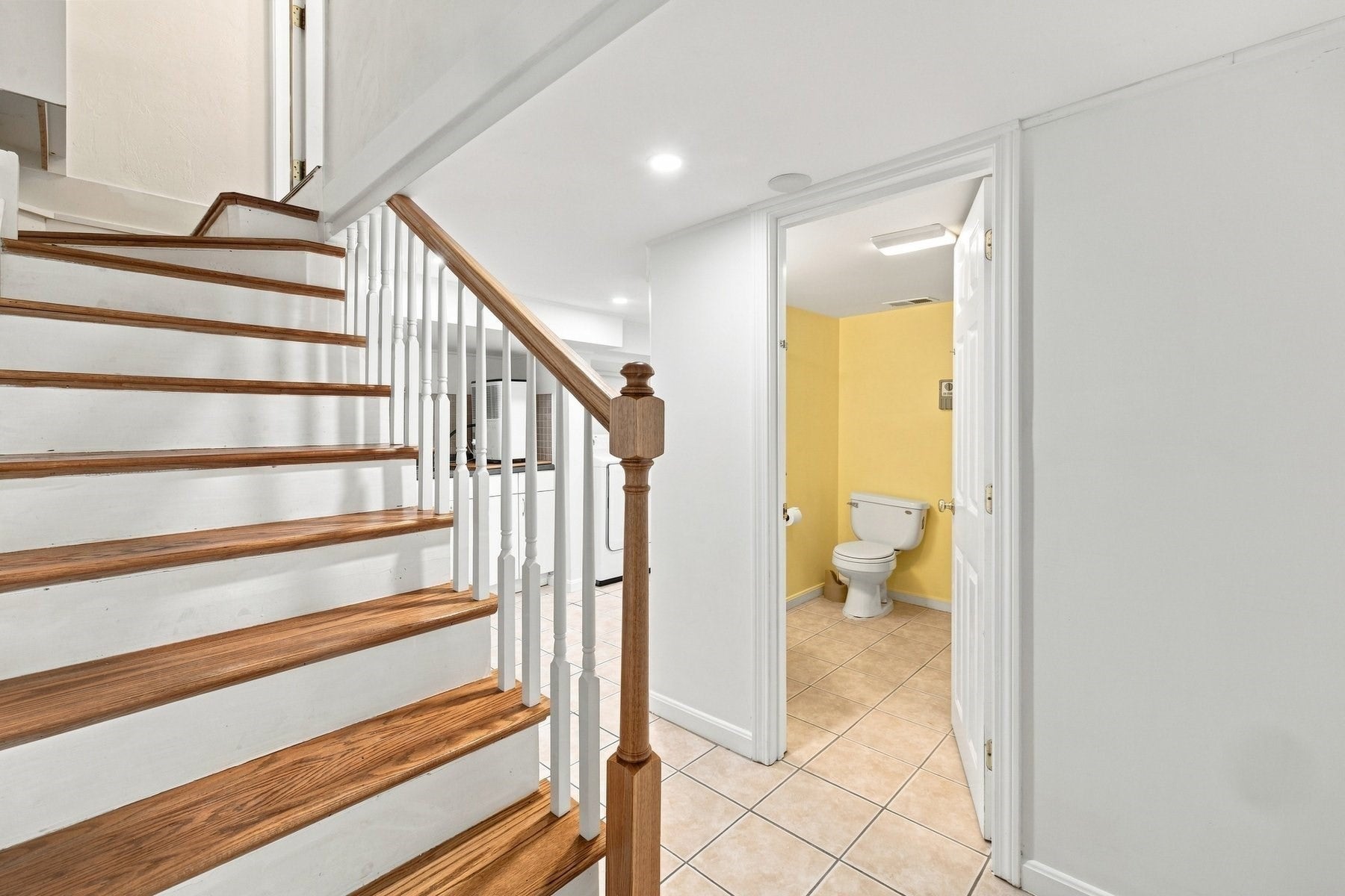 829 Chestnut ST, Newton, MA, 829 Chestnut ST, Newton, MA Photo #26