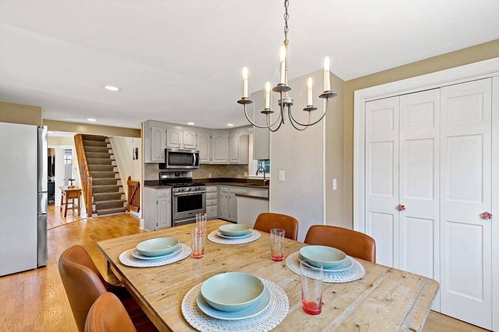 34 Mount Pleasant Street, Plymouth, MA Photo #9