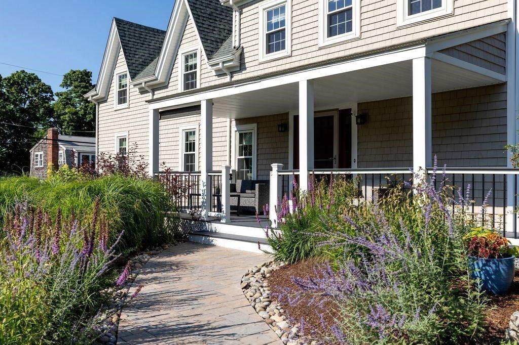 34 Mount Pleasant Street, Plymouth, MA Photo #2