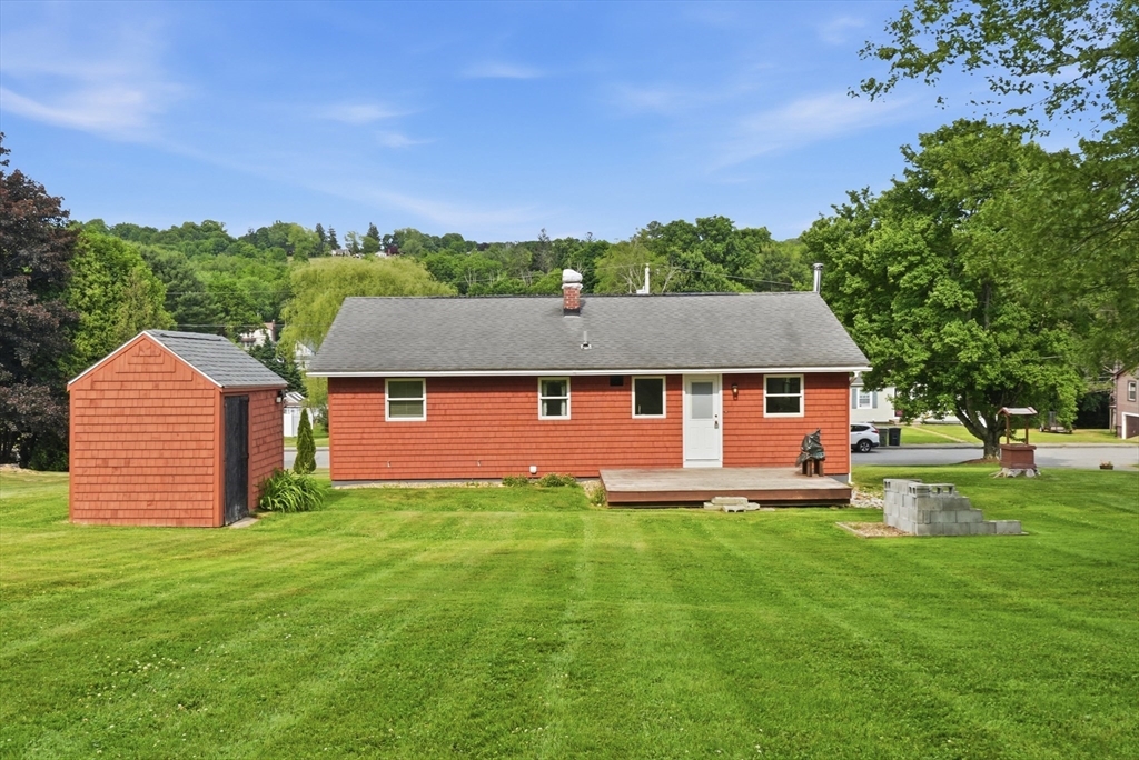 6 Old Farm Road