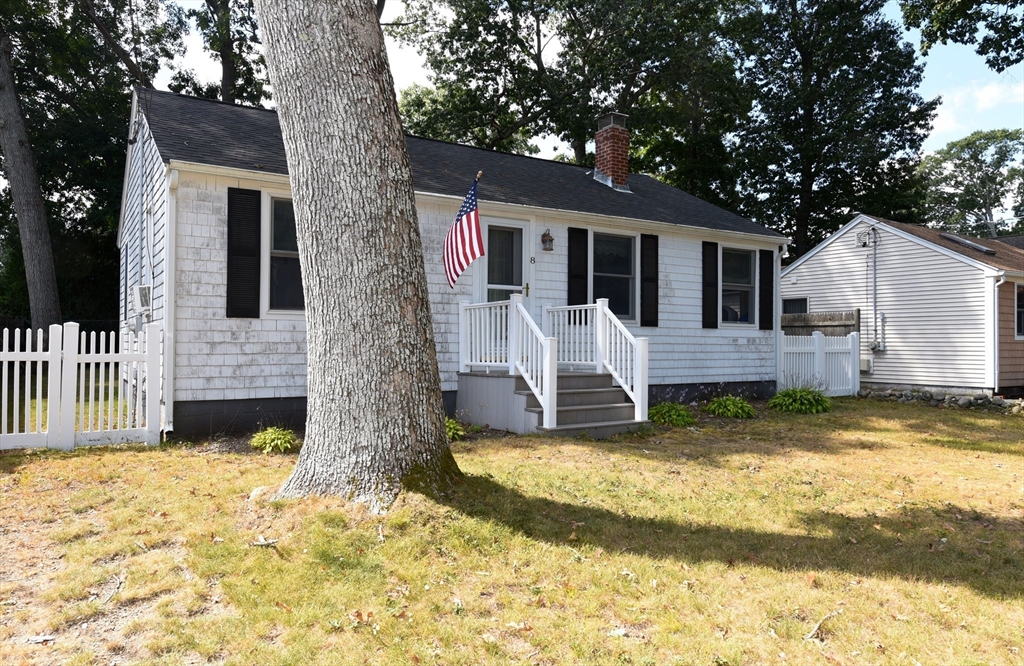 8 Valentine Rd