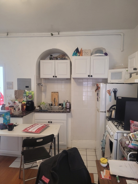 109 Dartmouth St 27