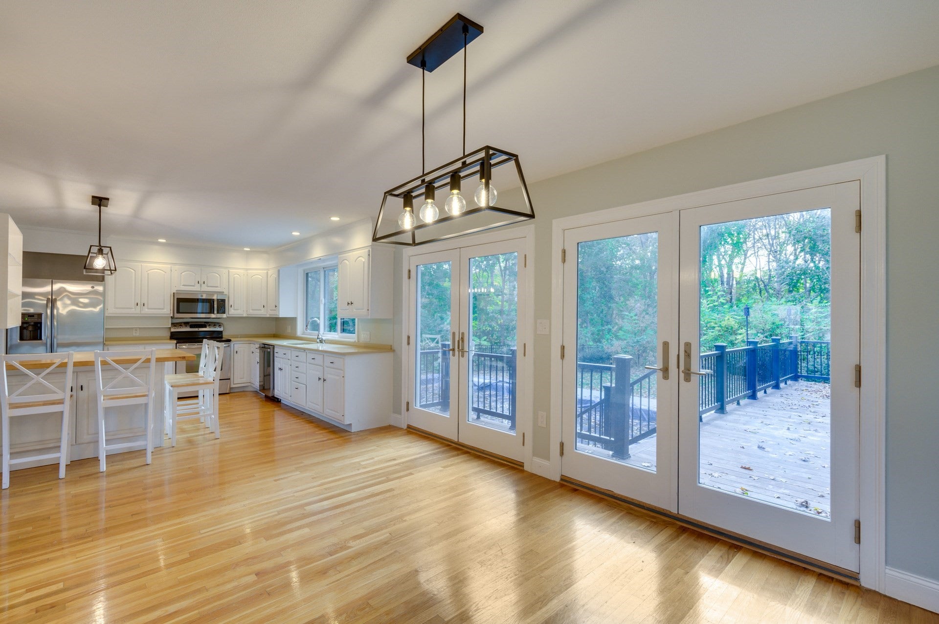 93 Woodcliff Rd, Brookline, MA Photo #8