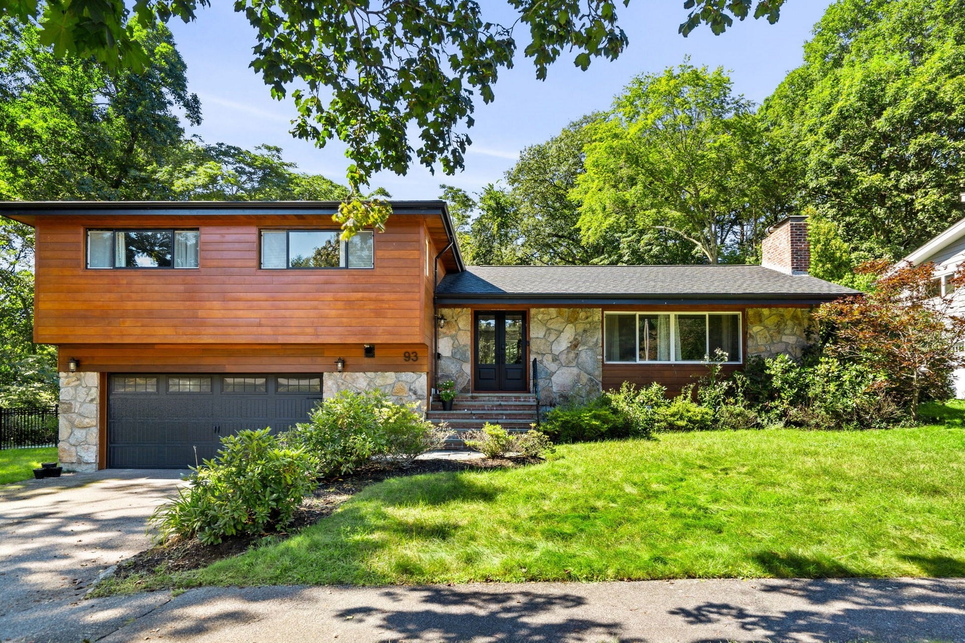 93 Woodcliff Rd, Brookline, MA Photo #1