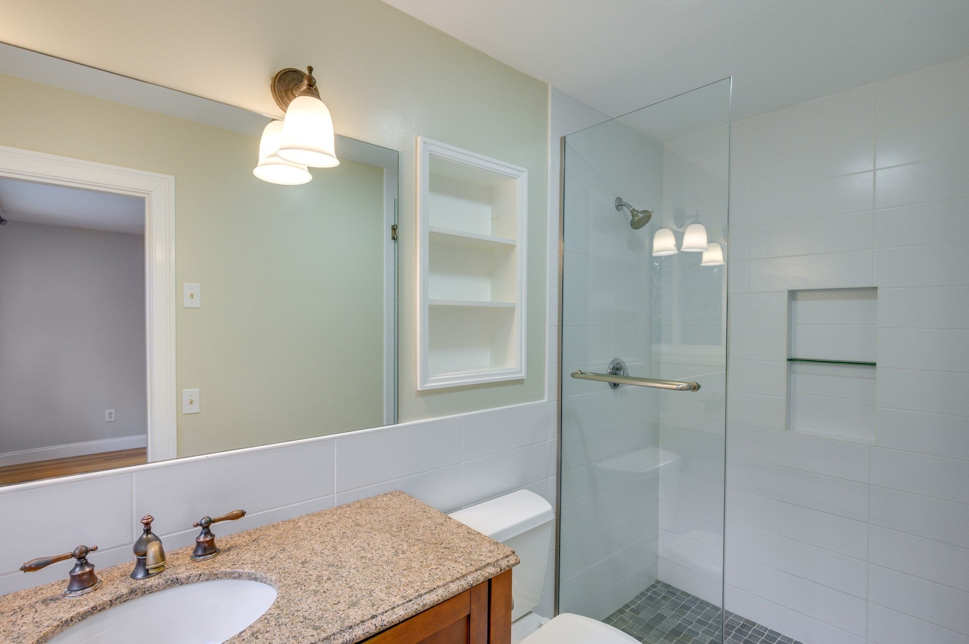 93 Woodcliff Rd, Brookline, MA Photo #17