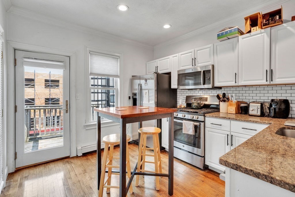 17 I St #3, Boston, MA, 17 I St #3, Boston, MA Photo #12