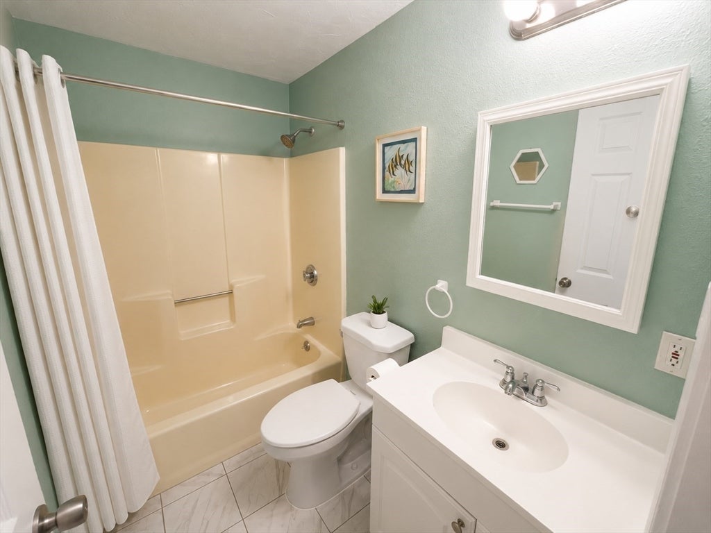 1205 Grafton Street #B-23, Worcester, MA, 1205 Grafton Street #B-23, Worcester, MA Photo #13