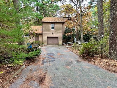 Photo of 3 Viber Ln, Falmouth, MA 02536 (MLS # 73449244)