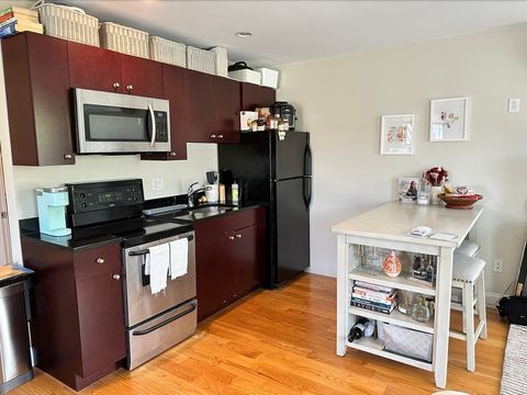 338 W Broadway 4 Boston MA 02127