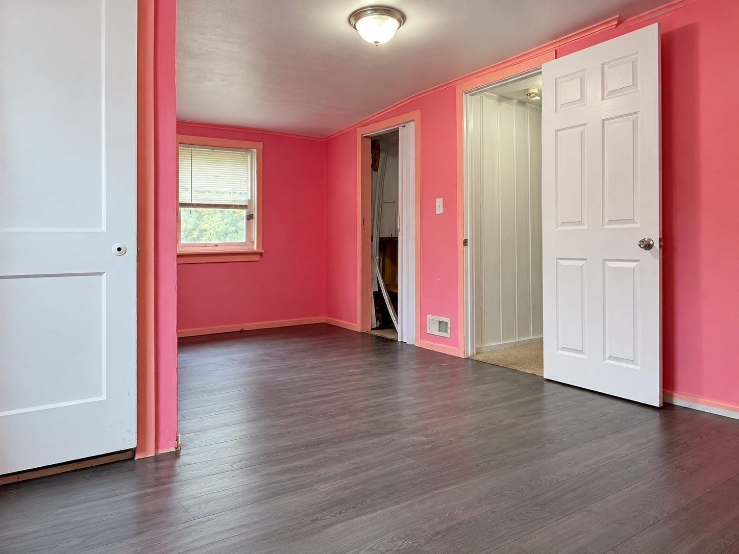 30 Amesbury St, Worcester, MA Photo #7