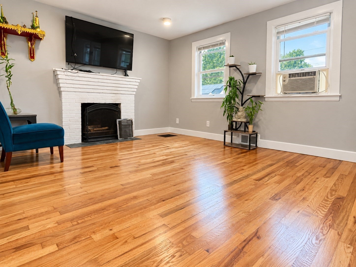 30 Amesbury St, Worcester, MA Photo #4