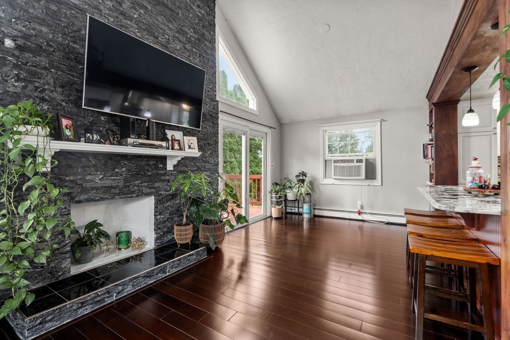 51 Dodge Hill Rd