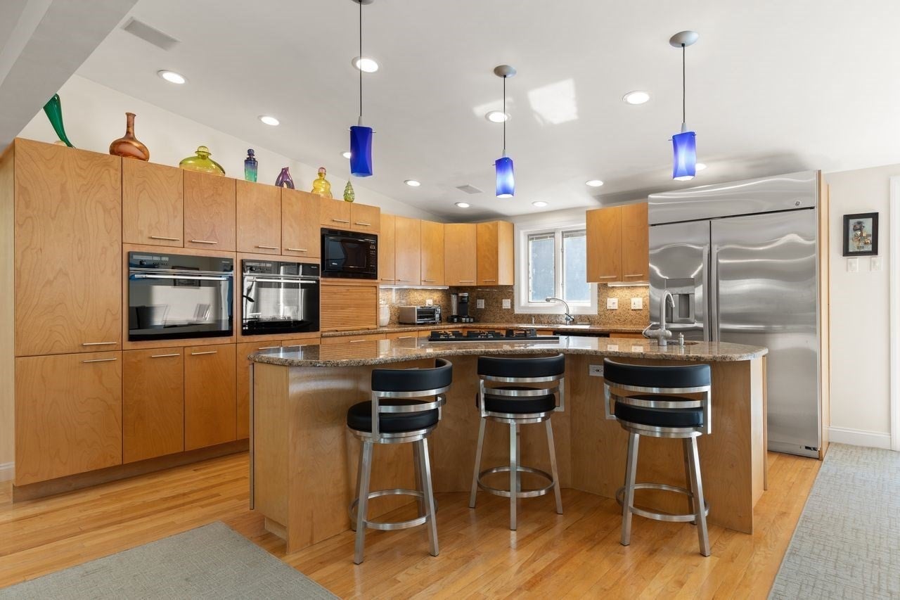 16 Leonard Rd, Sharon, MA Photo #13