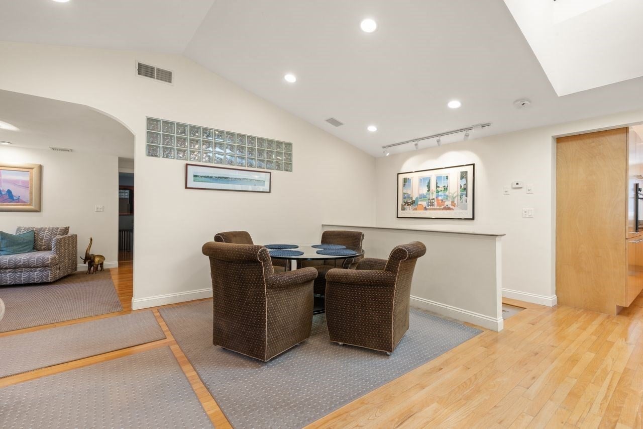 16 Leonard Rd, Sharon, MA Photo #11