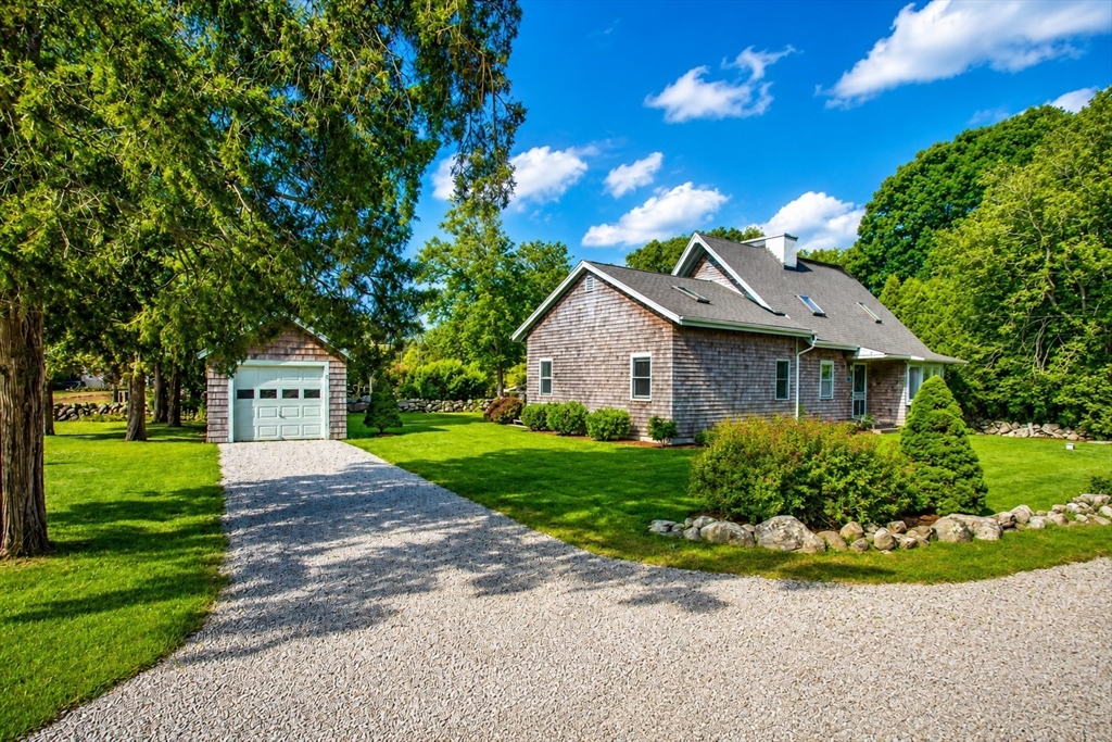 8 Juniper Rd