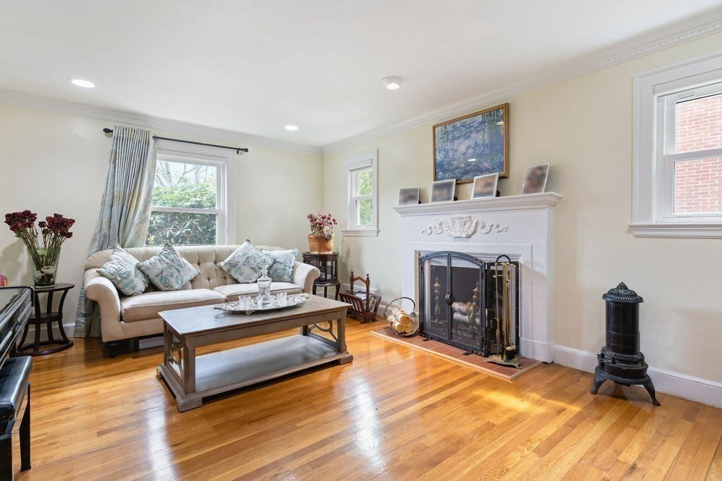 542 Commonwealth Ave #542, Newton, MA Photo #10