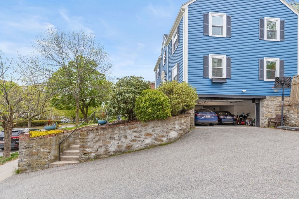542 Commonwealth Ave #542, Newton, MA Photo #30