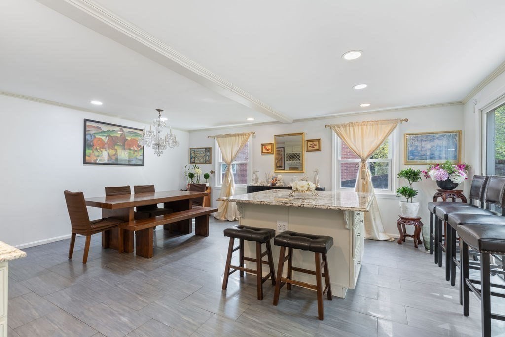 542 Commonwealth Ave #542, Newton, MA Photo #5