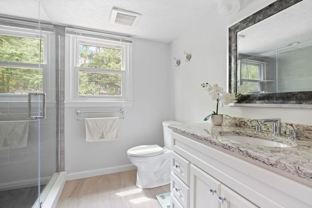 542 Commonwealth Ave #542, Newton, MA Photo #21