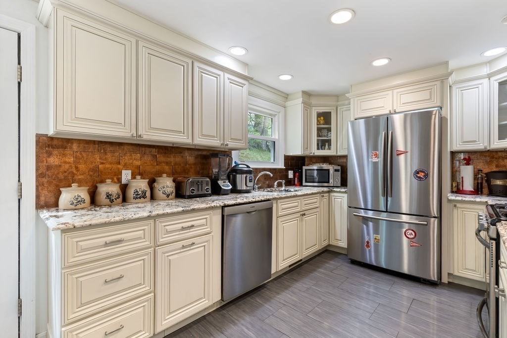 542 Commonwealth Ave #542, Newton, MA Photo #6