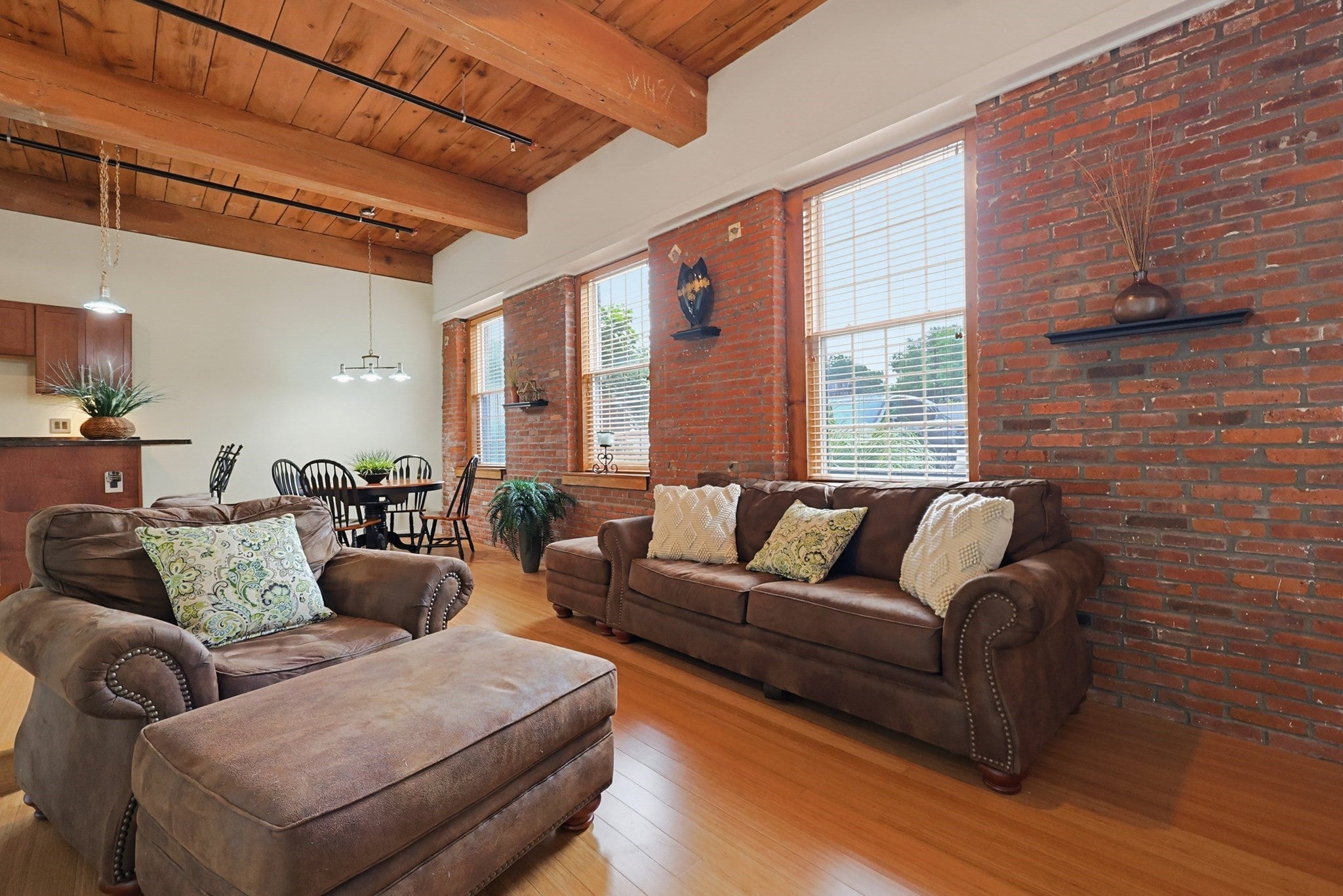1511 Main Street 301
