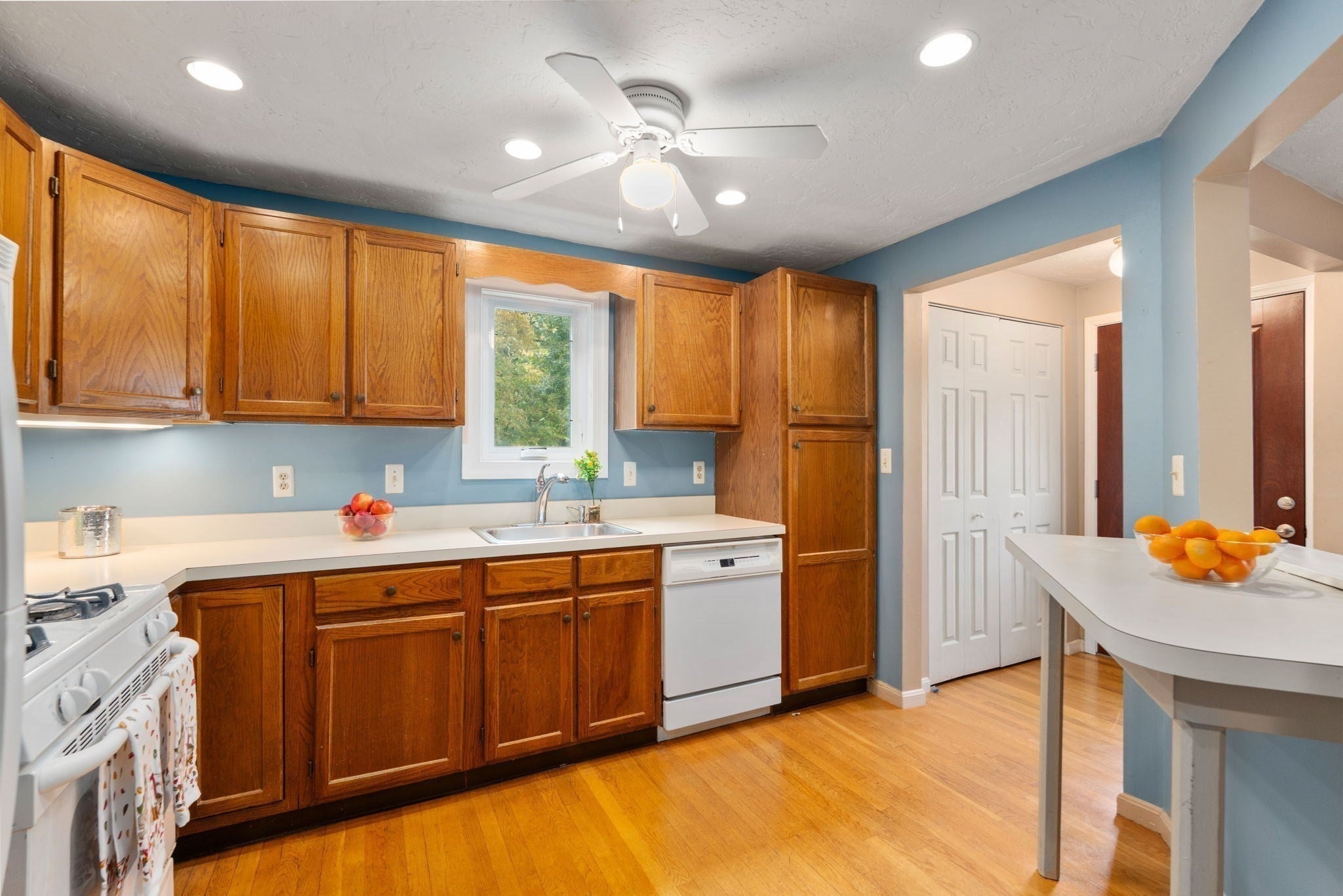 8 Lauren Drive #8, Rockland, MA, 8 Lauren Drive #8, Rockland, MA Photo #5