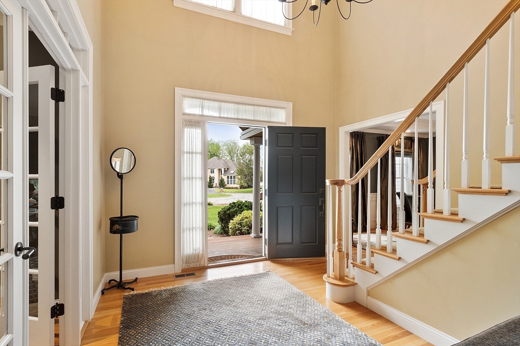 7 Spencer Circle