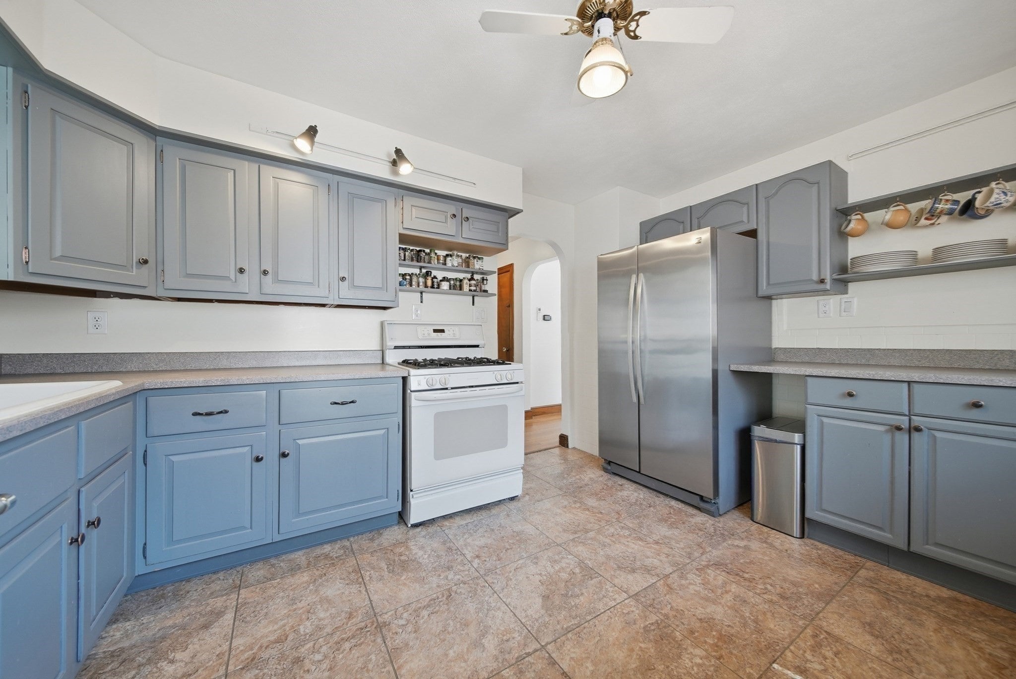 38 1/2 Abington Ave, Peabody, MA Photo #19