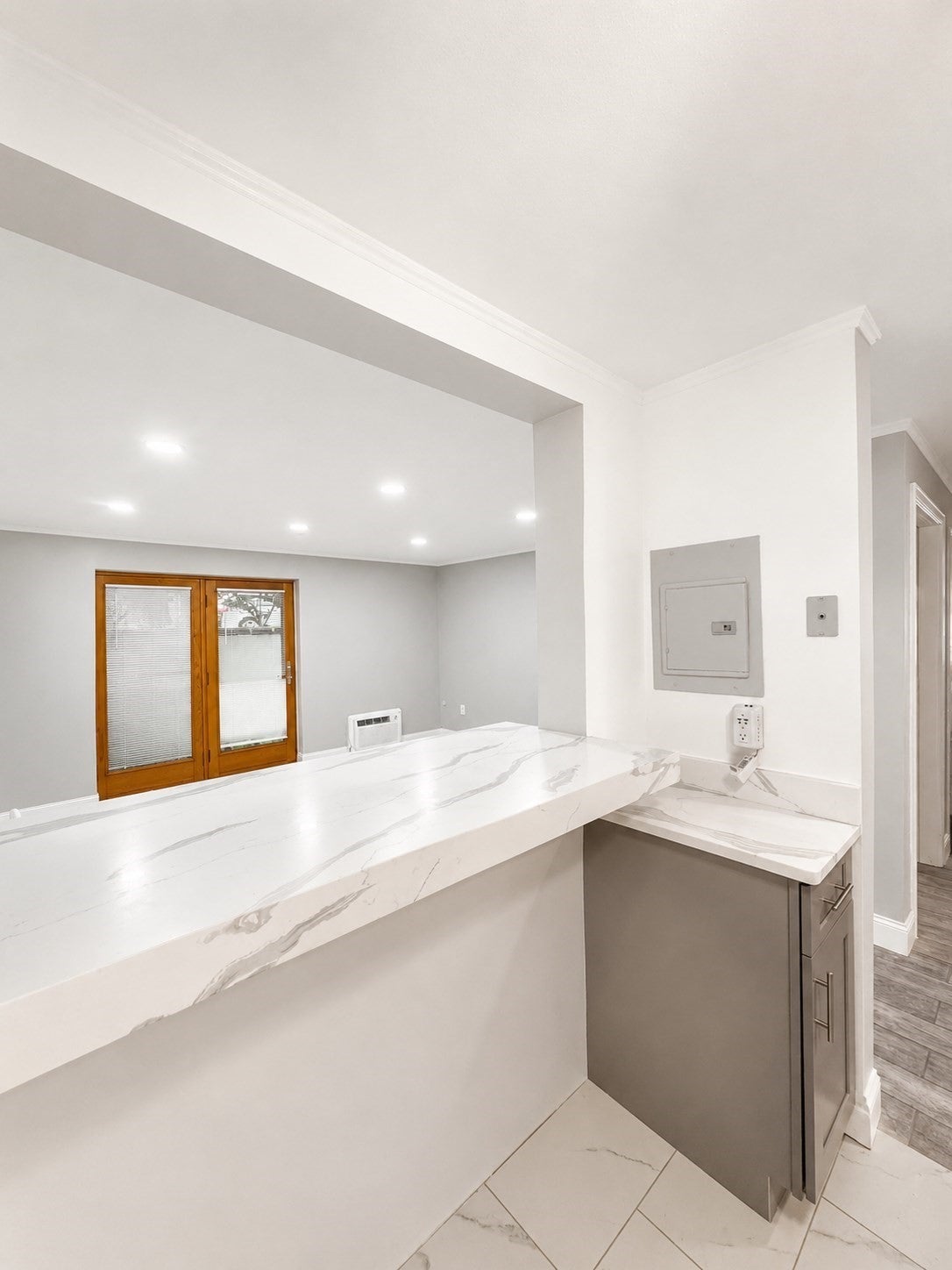 45 Oval Rd #8, Quincy, MA, 45 Oval Rd #8, Quincy, MA Photo #3