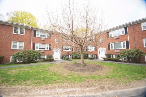 462 Nahatan St C5 Norwood MA 02062