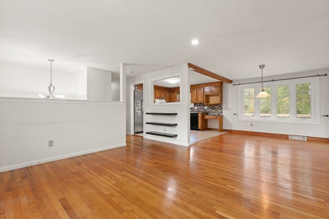 7 Heath Rd, Easton, MA, 7 Heath Rd, Easton, MA Photo #6