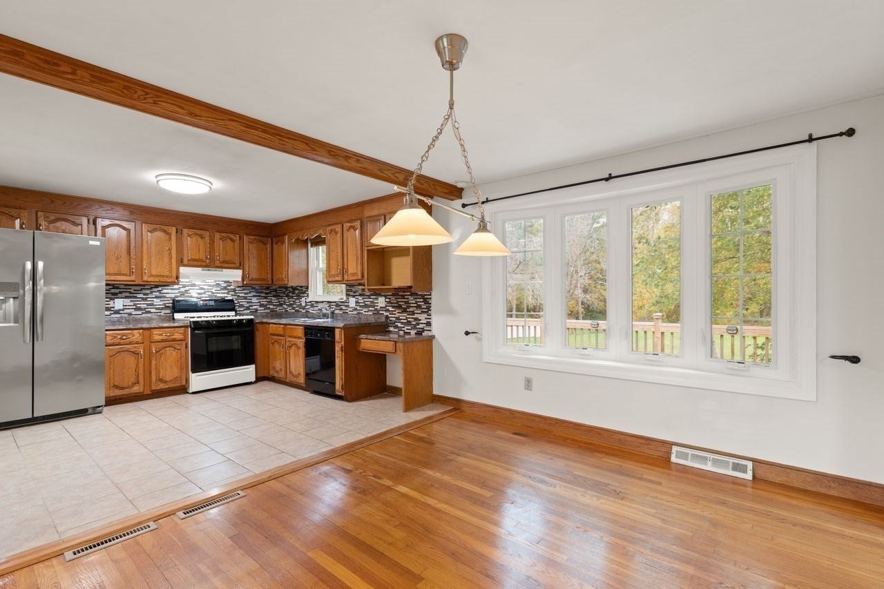 7 Heath Rd, Easton, MA, 7 Heath Rd, Easton, MA Photo #22