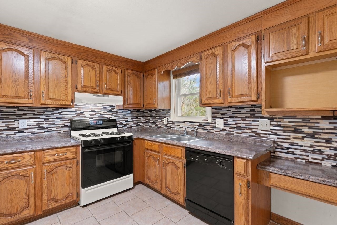 7 Heath Rd, Easton, MA, 7 Heath Rd, Easton, MA Photo #20