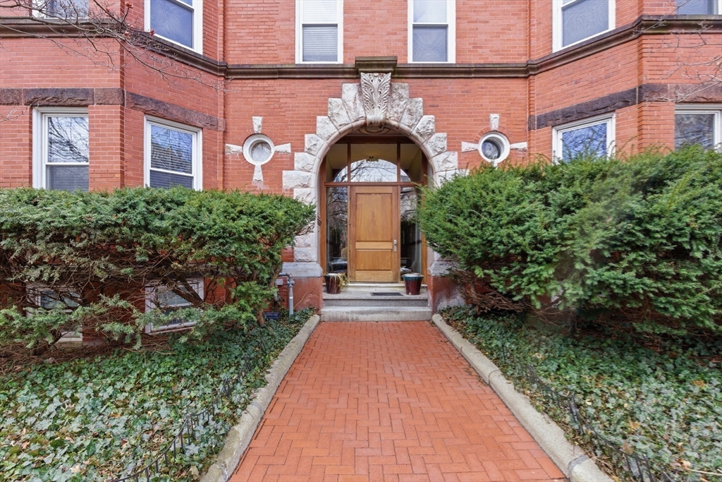 18 Centre St #304, Cambridge, MA Photo #14