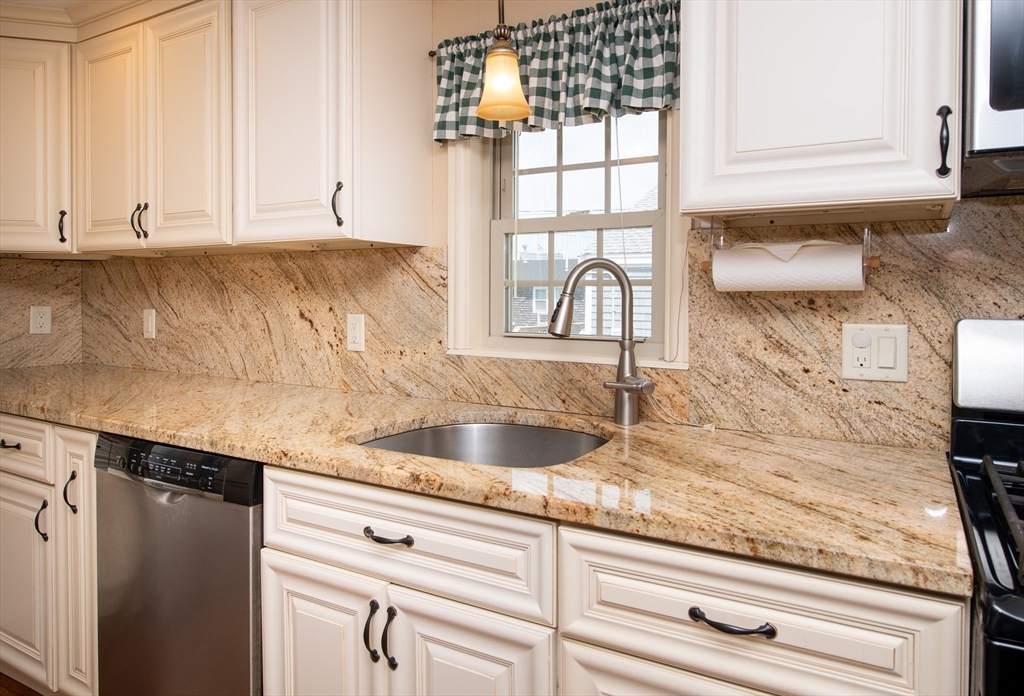 51 Freeman Ave, Sandwich, MA, 51 Freeman Ave, Sandwich, MA Photo #8