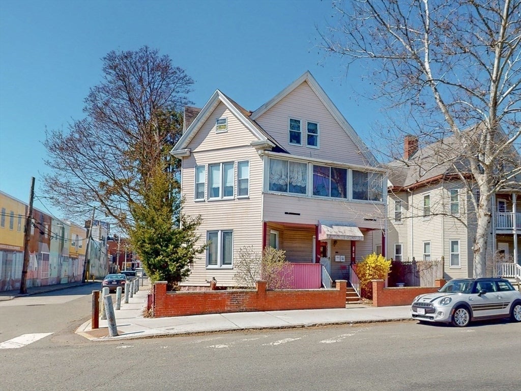 128 Elm St
