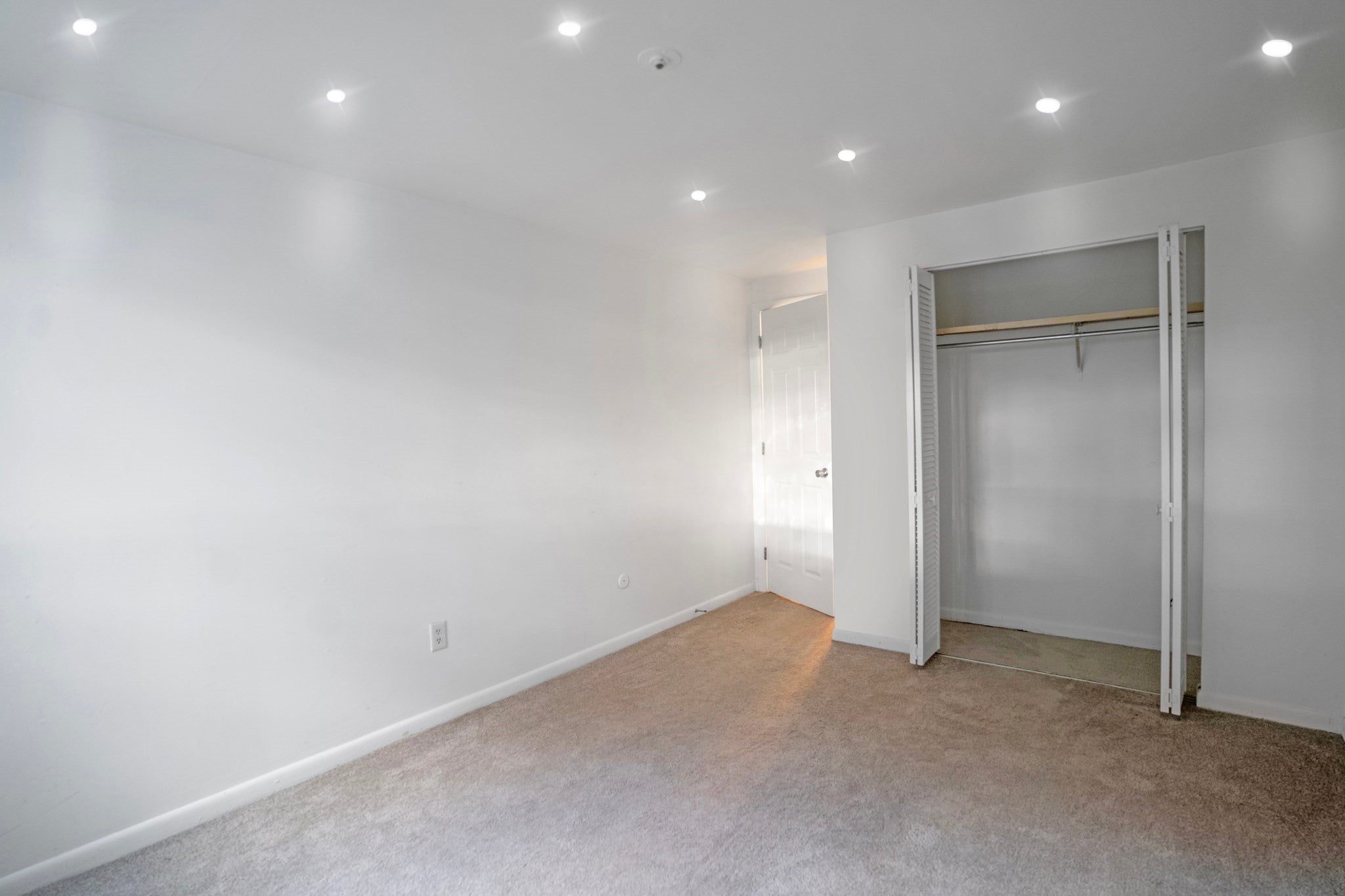 75 Presidential Dr #2, Quincy, MA, 75 Presidential Dr #2, Quincy, MA Photo #12