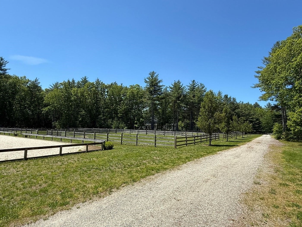 28 Deer Run Rd